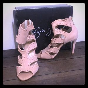 Sergio Zelcer heels